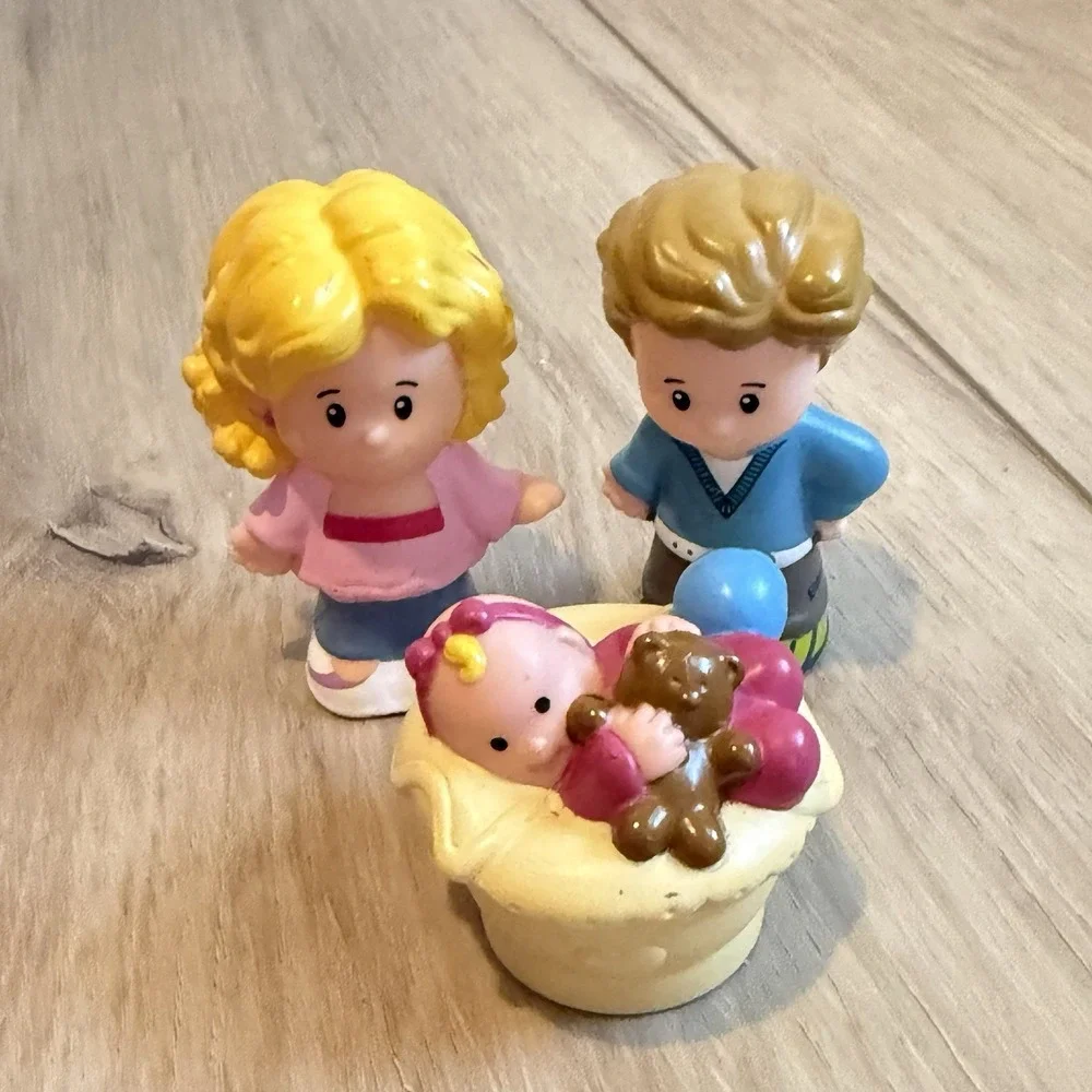 Fisher Price Little People Happy Loving Family Mom Dad‎ Baby Replacement